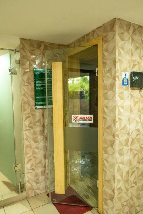 Comfy 1-bedroom View @ Jakarta, Scbd *